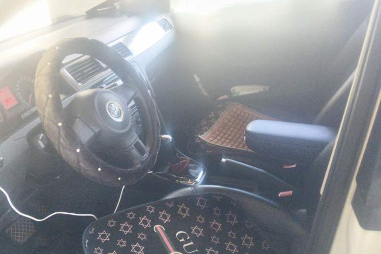 Used Volkswagen Santana 2013 1.6L Automatic Comfort Edition Left Front Seat