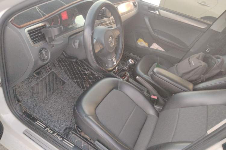 Used Volkswagen Santana 2013 1.4L Manual Comfort Edition Left Front Seat