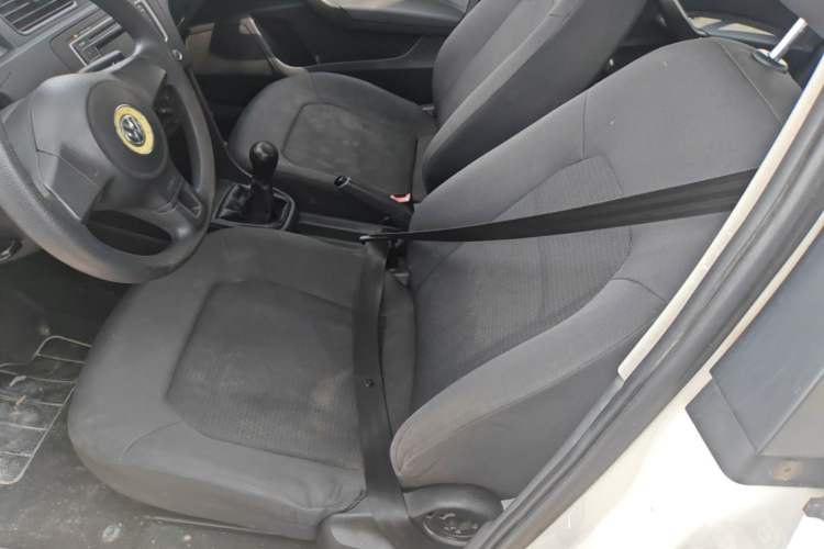 Used Volkswagen Santana 2013 1.6L Manual Fashion Edition Left Front Seat