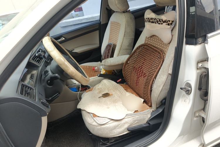 Used Volkswagen Santana 2013 1.6L Manual Comfort Edition Left Front Seat