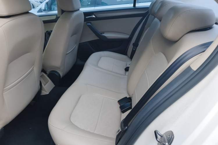 Used Volkswagen Santana 2013 1.6L Automatic Comfort Edition Left Rear Seat