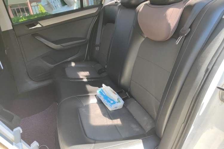 Used Volkswagen Santana 2013 1.6L Manual Comfort Edition Left Rear Seat