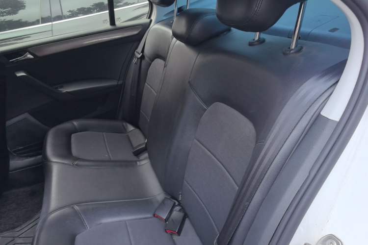 Used Volkswagen Santana 2013 1.6L Manual Comfort Edition Left Rear Seat