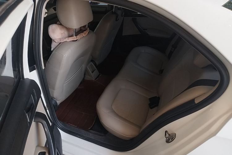 Used Volkswagen Santana 2013 1.6L Manual Comfort Edition Left Rear Seat