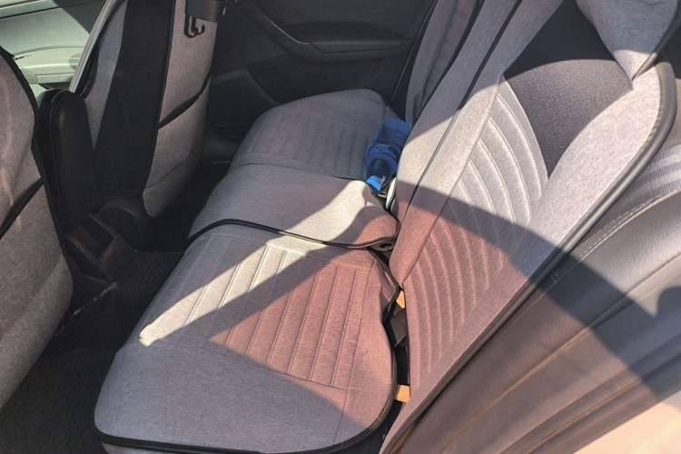 Used Volkswagen Santana 2013 1.6L Manual Comfort Edition Left Rear Seat