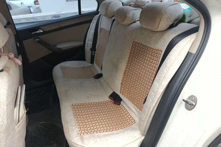 Used Volkswagen Santana 2013 1.6L Manual Comfort Edition Left Rear Seat