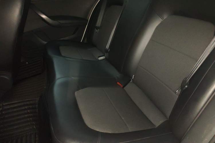 Used Volkswagen Santana 2013 1.6L Automatic Comfort Edition Left Rear Seat