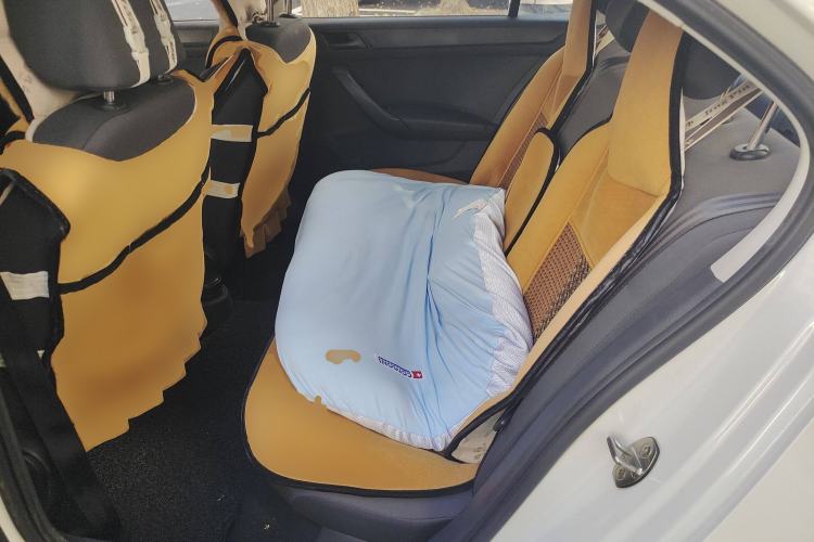 Used Volkswagen Santana 2013 1.6L Manual Fashion Edition Left Rear Seat