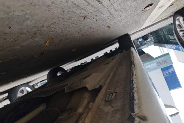 Used Volkswagen Santana 2013 1.6L Automatic Comfort Edition Left Side Sill