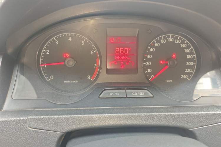 Used Volkswagen Santana 2013 1.4L Manual Fashion Edition Odometer Close Up