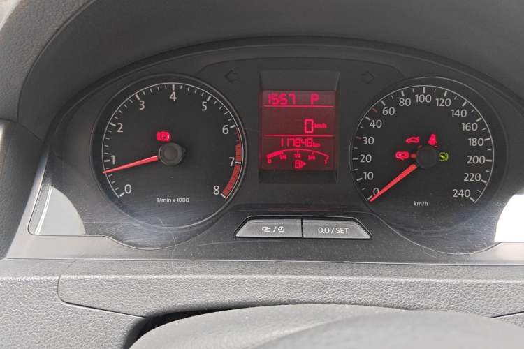 Used Volkswagen Santana 2013 1.6L Automatic Comfort Edition Odometer Close Up