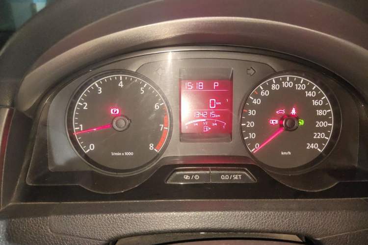 Used Volkswagen Santana 2013 1.6L Automatic Comfort Edition Odometer Close Up