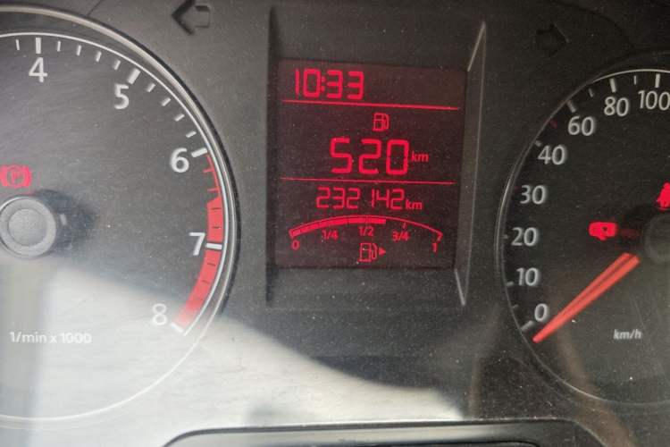 Used Volkswagen Santana 2013 1.4L Manual Comfort Edition Odometer Close Up