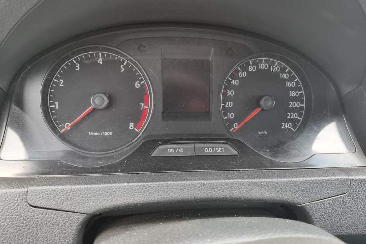 Used Volkswagen Santana 2013 1.4L Manual Fashion Edition Odometer Close Up
