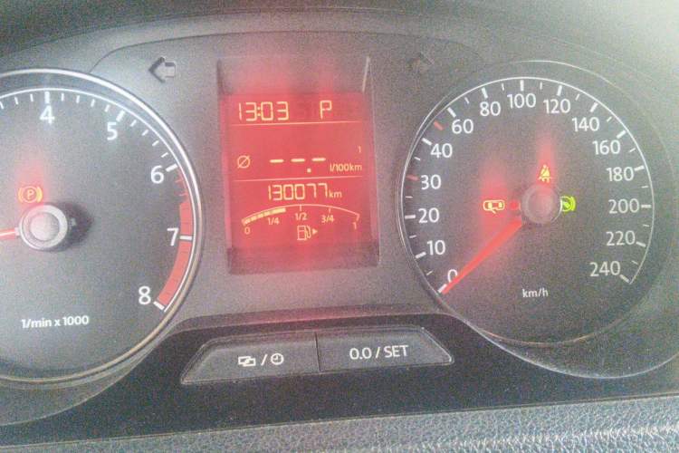 Used Volkswagen Santana 2013 1.6L Automatic Comfort Edition Odometer Close Up