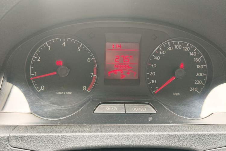 Used Volkswagen Santana 2013 1.4L Manual Fashion Edition Odometer Close Up