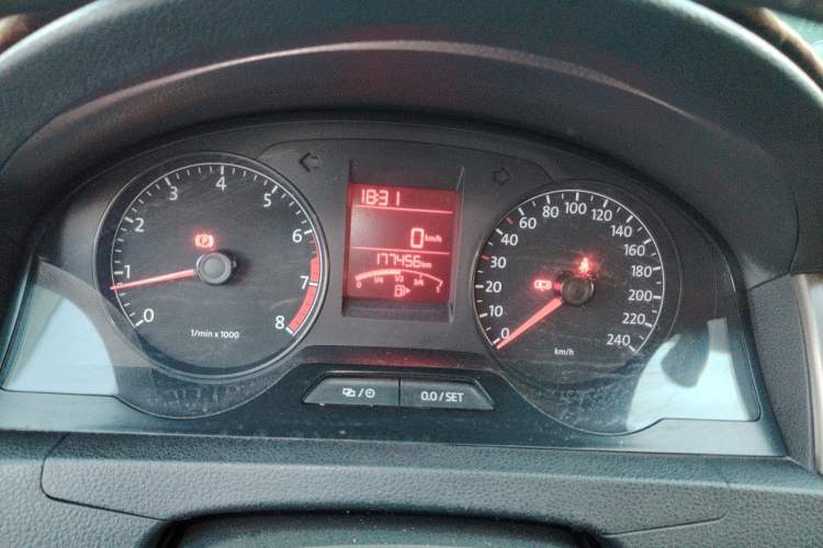 Used Volkswagen Santana 2013 1.4L Manual Comfort Edition Odometer Close Up