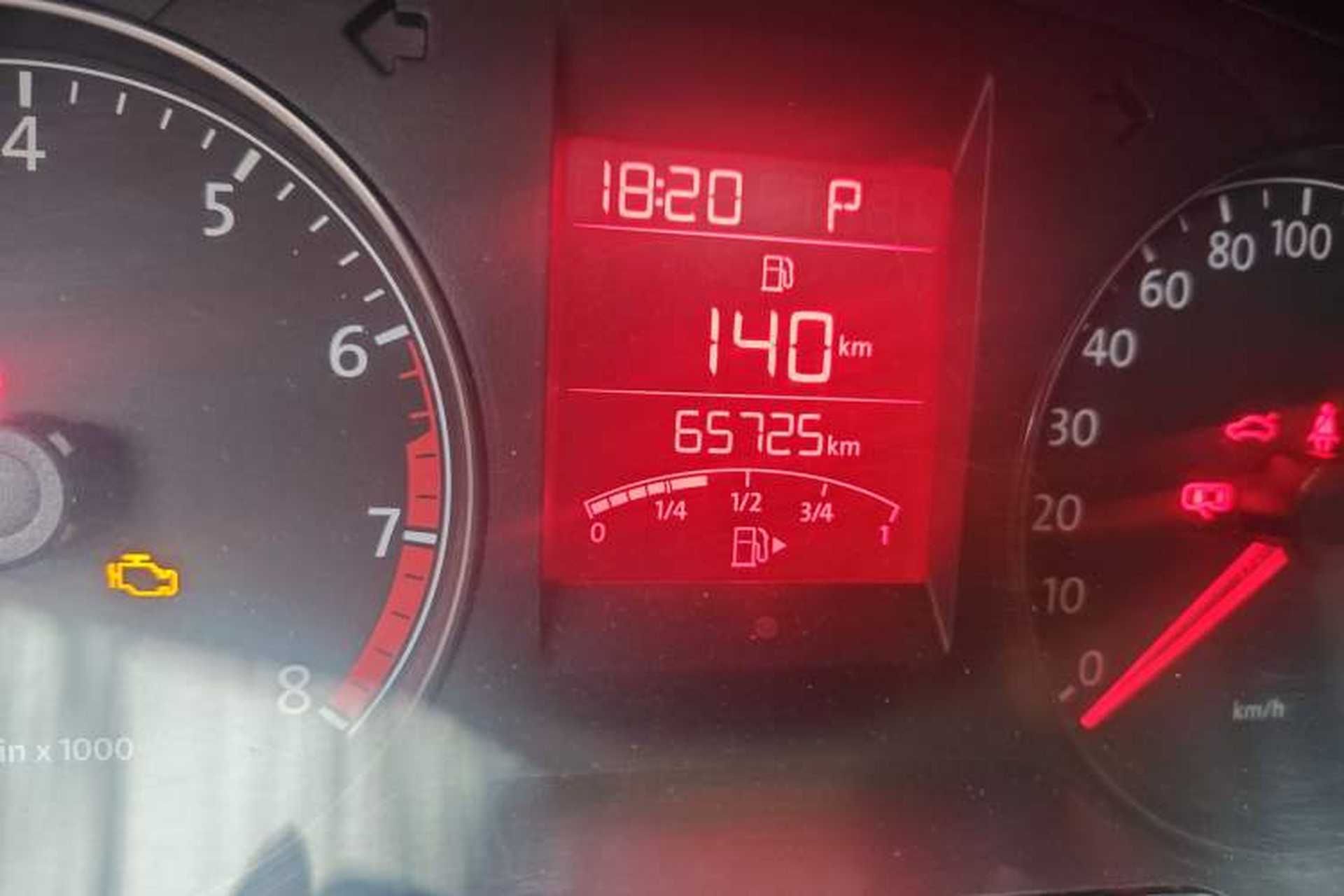 Used Volkswagen Santana 2013 1.6L Automatic Comfort Edition Odometer Close Up