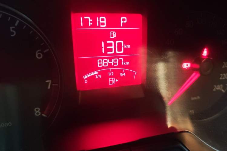 Used Volkswagen Santana 2013 1.6L Automatic Comfort Edition Odometer Close Up