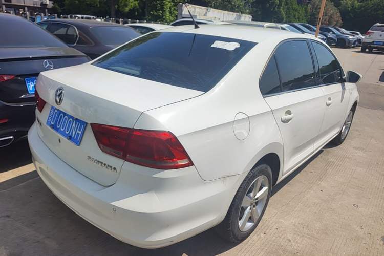 Used Volkswagen Santana 2013 1.4L Manual Comfort Edition Rear Right 45 Deg