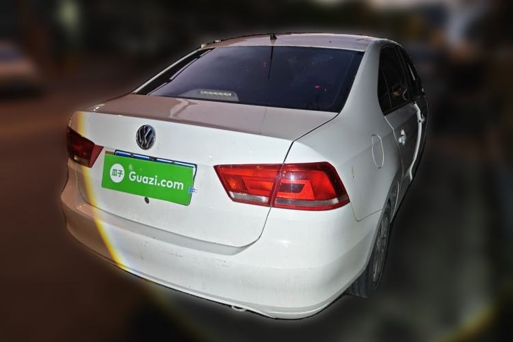 Used Volkswagen Santana 2013 1.6L Automatic Fashion Edition Rear Right 45 Deg