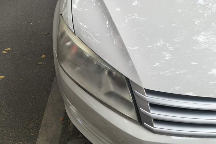 Used Volkswagen Santana 2013 1.4L Manual Fashion Edition Right Front Headlight