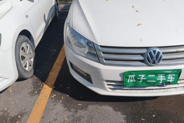 Used Volkswagen Santana 2013 1.6L Manual Comfort Edition Right Front Headlight