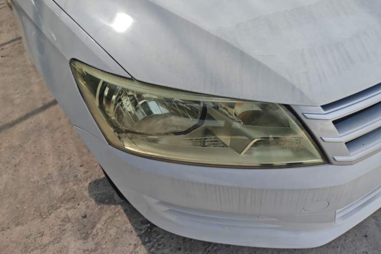 Used Volkswagen Santana 2013 1.6L Manual Fashion Edition Right Front Headlight