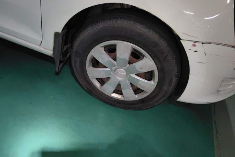 Used Volkswagen Santana 2013 1.6L Manual Fashion Edition Right Front Wheel Hub