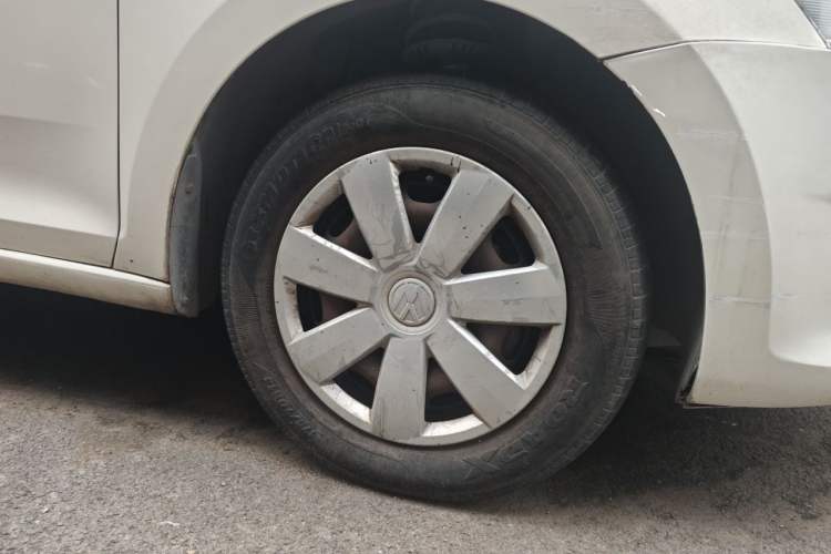 Used Volkswagen Santana 2013 1.4L Manual Fashion Edition Right Front Wheel Hub