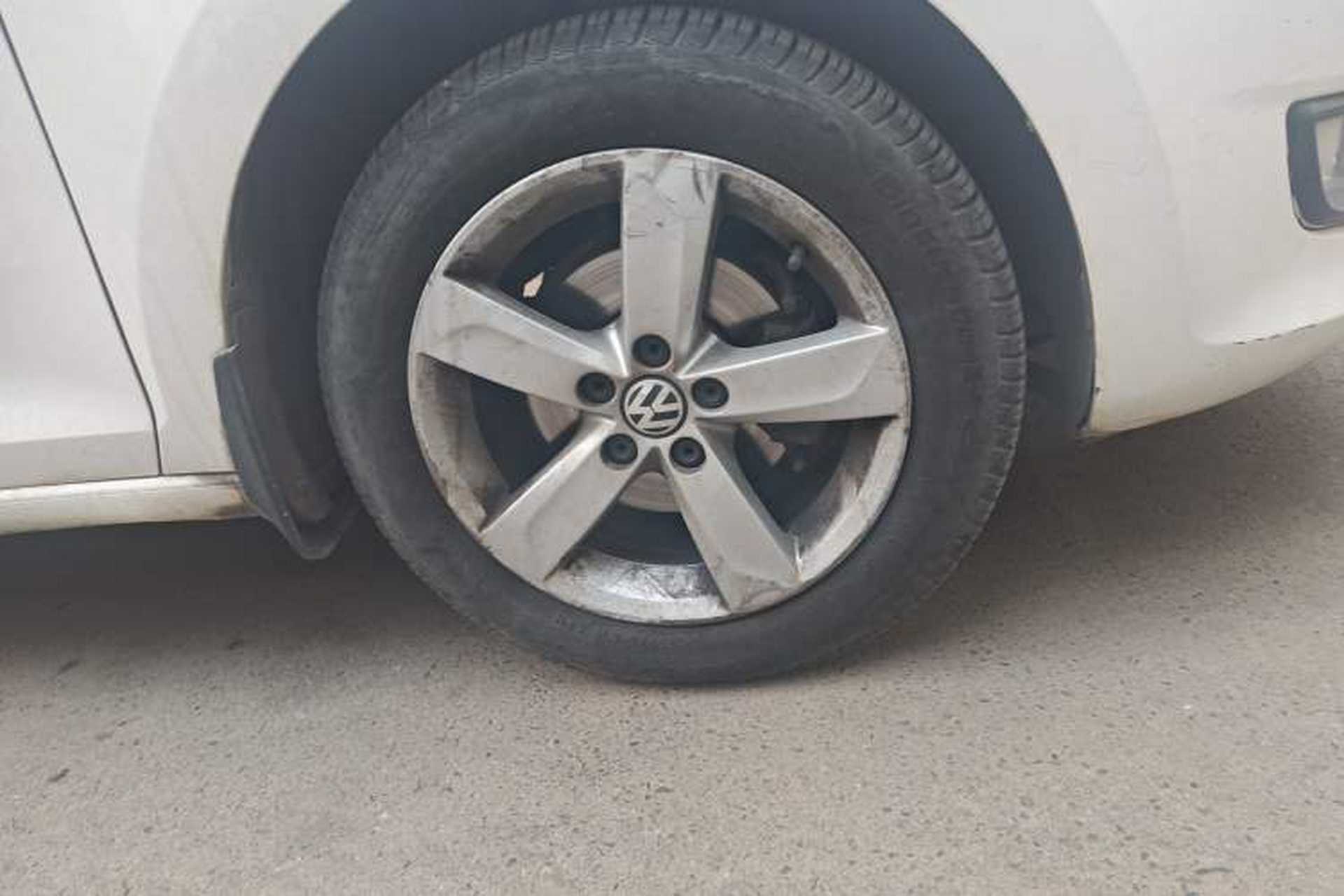Used Volkswagen Santana 2013 1.6L Automatic Comfort Edition Right Front Wheel Hub