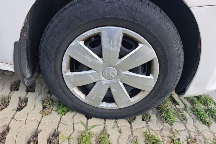 Used Volkswagen Santana 2013 1.4L Manual Fashion Edition Right Front Wheel Hub