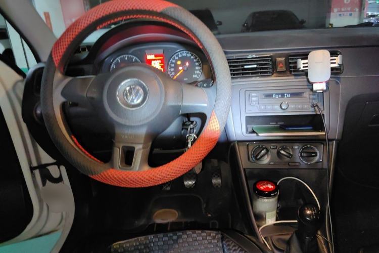 Used Volkswagen Santana 2013 1.6L Manual Fashion Edition Steering Wheel