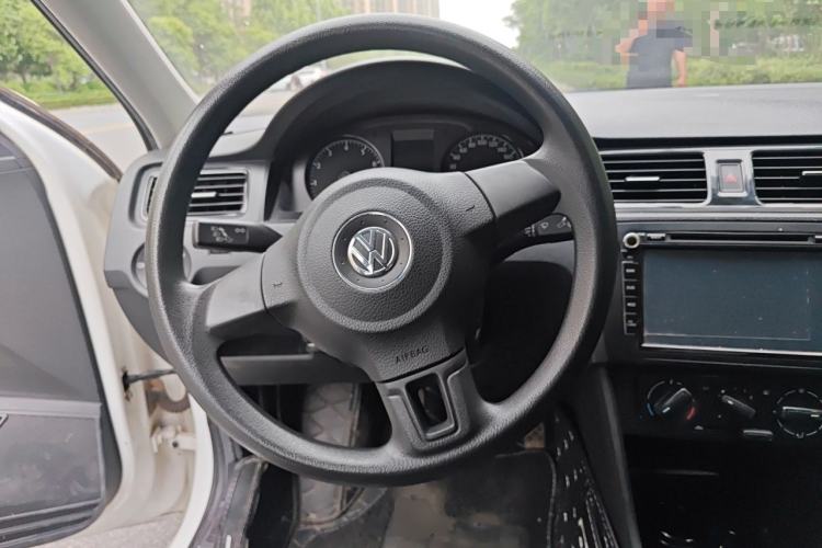 Used Volkswagen Santana 2013 1.6L Manual Fashion Edition Steering Wheel