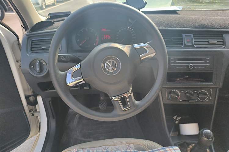 Used Volkswagen Santana 2013 1.4L Manual Fashion Edition Steering Wheel