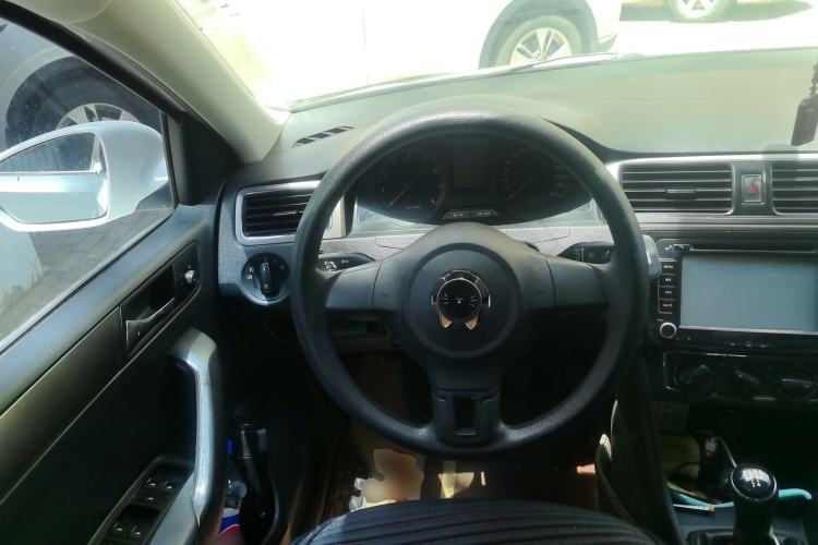 Used Volkswagen Santana 2013 1.6L Manual Comfort Edition Steering Wheel