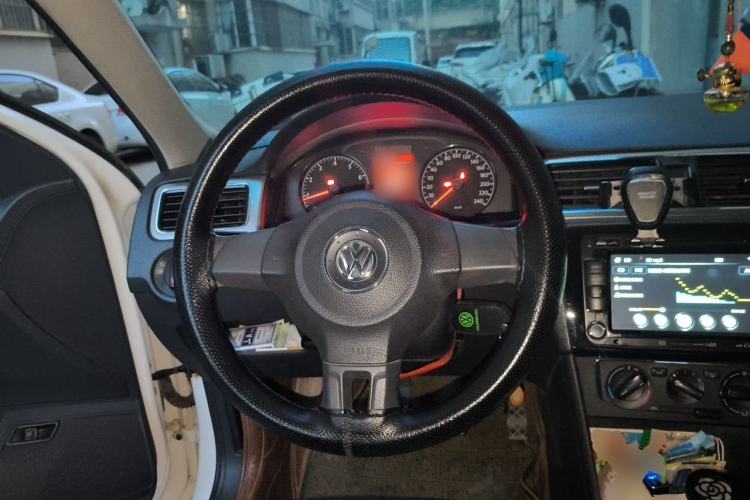 Used Volkswagen Santana 2013 1.4L Manual Comfort Edition Steering Wheel