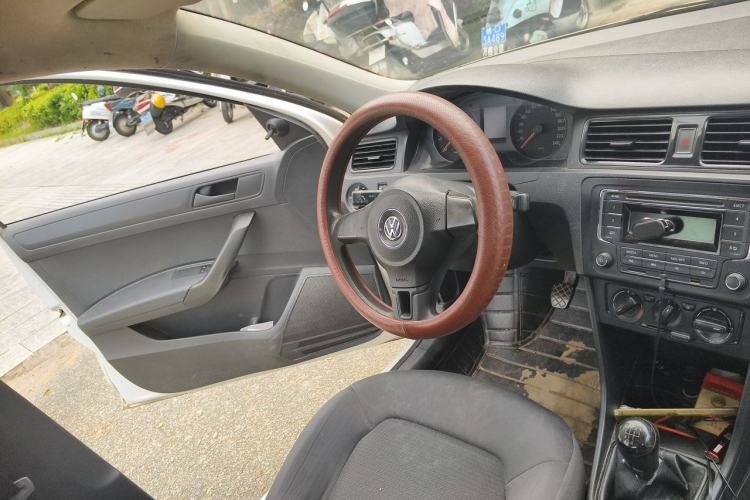 Used Volkswagen Santana 2013 1.4L Manual Fashion Edition Steering Wheel