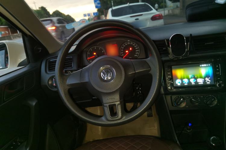 Used Volkswagen Santana 2013 1.4L Manual Fashion Edition Steering Wheel