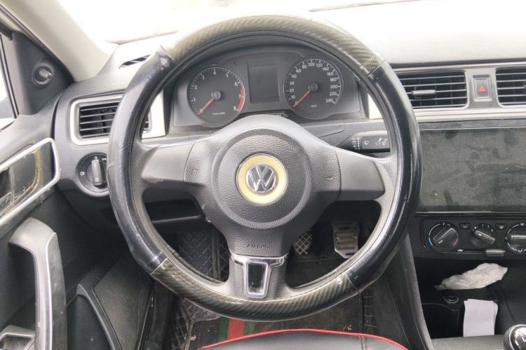 Used Volkswagen Santana 2013 1.6L Manual Fashion Edition Steering Wheel