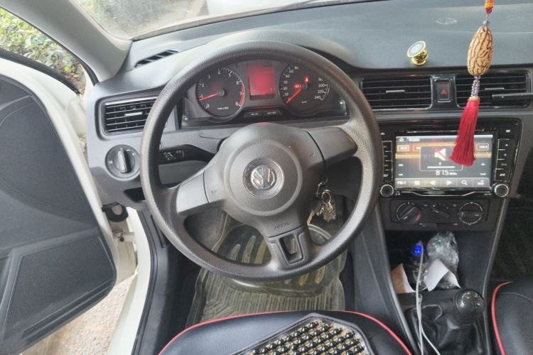 Used Volkswagen Santana 2013 1.4L Manual Fashion Edition Steering Wheel