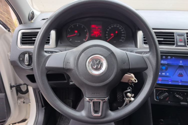 Used Volkswagen Santana 2013 1.6L Manual Comfort Edition Steering Wheel