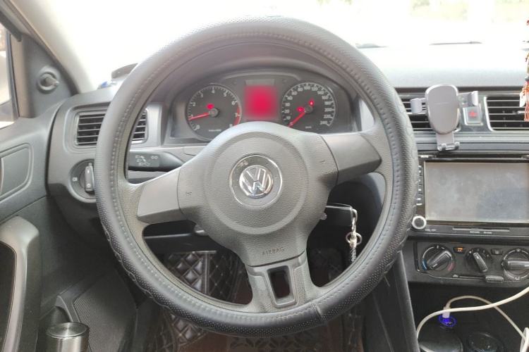 Used Volkswagen Santana 2013 1.6L Manual Fashion Edition Steering Wheel