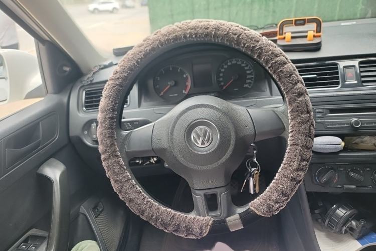 Used Volkswagen Santana 2013 1.4L Manual Fashion Edition Steering Wheel