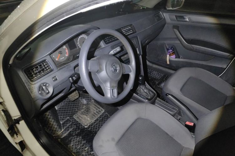 Used Volkswagen Santana 2013 1.6L Automatic Fashion Edition Steering Wheel