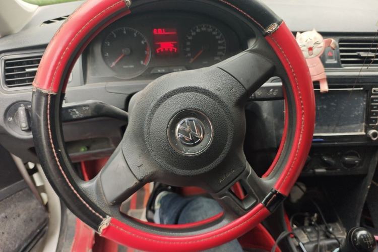 Used Volkswagen Santana 2013 1.4L Manual Fashion Edition Steering Wheel