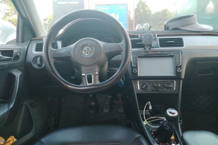Used Volkswagen Santana 2013 1.4L Manual Comfort Edition Steering Wheel