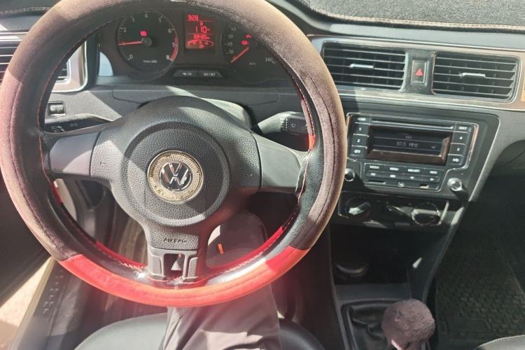 Used Volkswagen Santana 2013 1.6L Manual Comfort Edition Steering Wheel