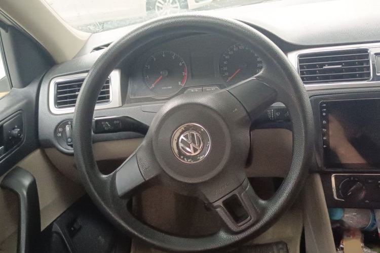 Used Volkswagen Santana 2013 1.6L Manual Comfort Edition Steering Wheel