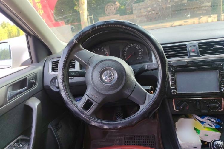 Used Volkswagen Santana 2013 1.4L Manual Comfort Edition Steering Wheel